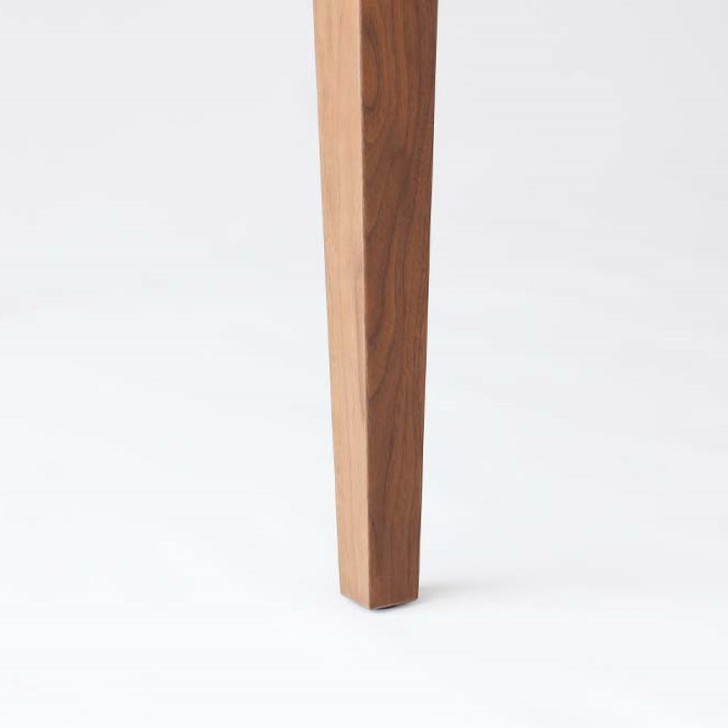 SHIRAKAWA PLATZ  Table