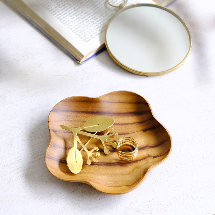 SHESAY Teakwood Bud-shaped Plate