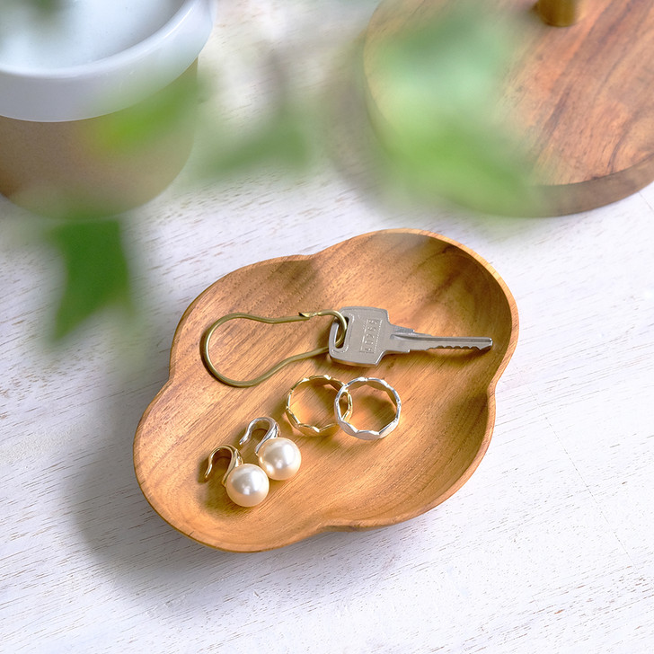 SHESAY Teakwood Flower-shaped Plate