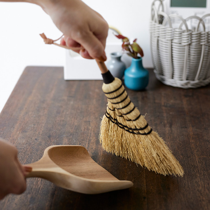 SHESAY Fan-shaped Sorghum broom