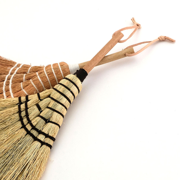 SHESAY Fan-shaped Sorghum broom