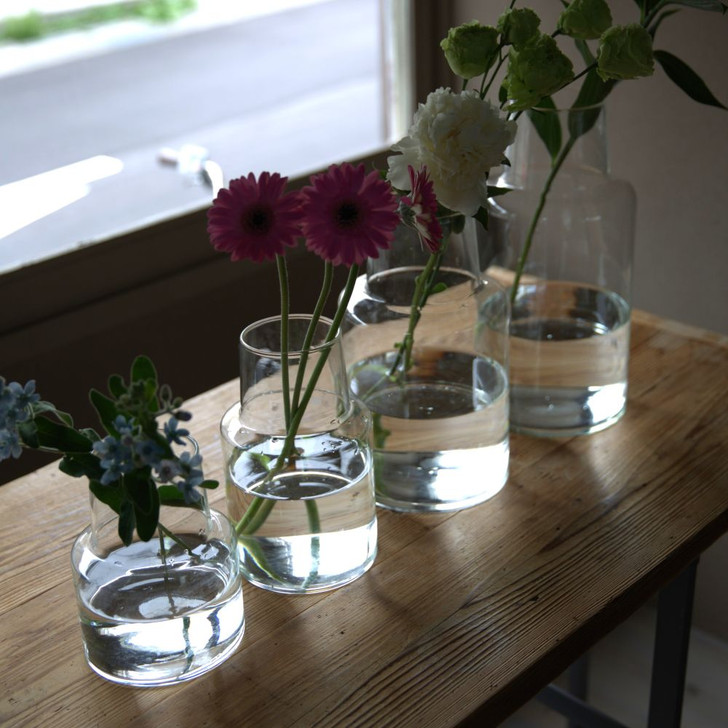 SHESAY Large Crown Glass Flower Vase Locate