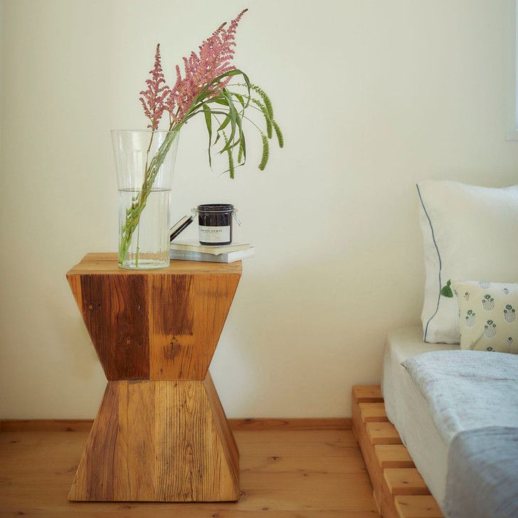 SHESAY Crown Glass Wise Line Flower Vase Month