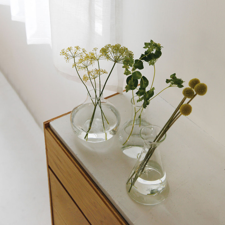 SHESAY Crown Glass Flower Vase Maroon