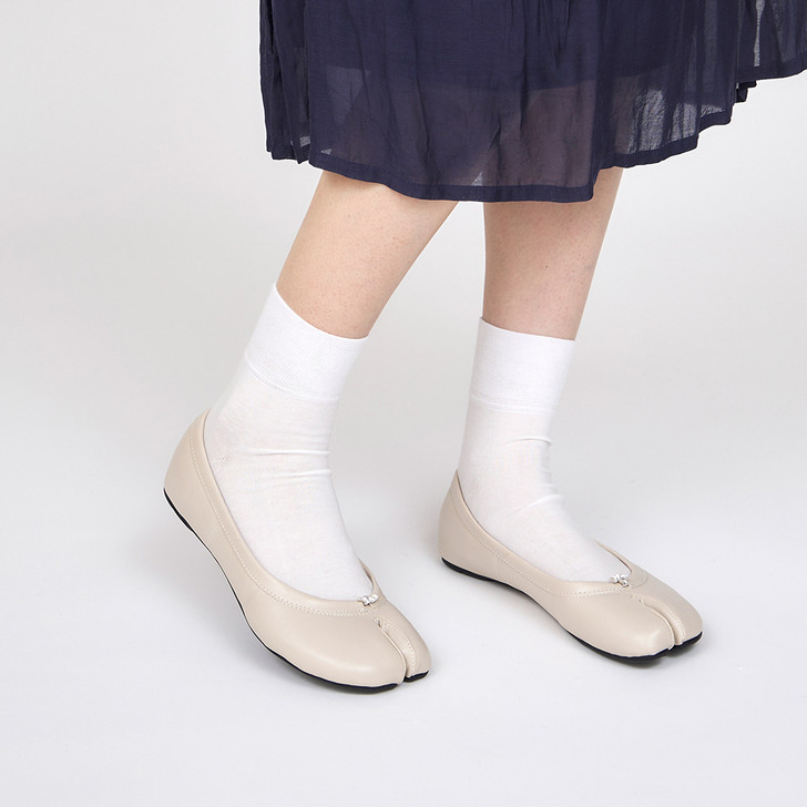 SHESAY Cotton Tabi Socks