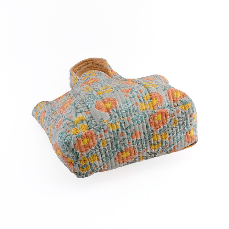 SHESAY Quilted Tote Bag in Poppy