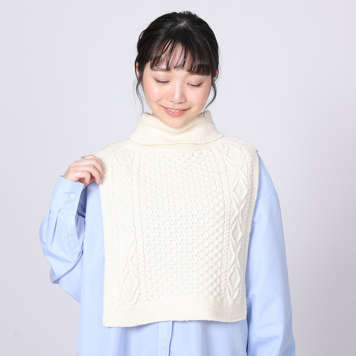 SHESAY Aran Pattern Turtleneck Cape