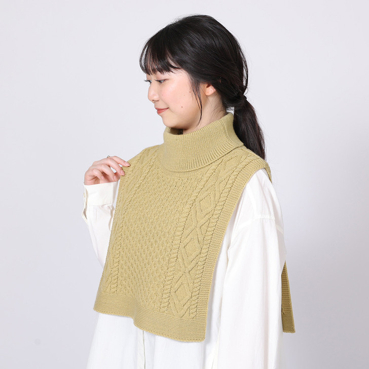 SHESAY Aran Pattern Turtleneck Cape