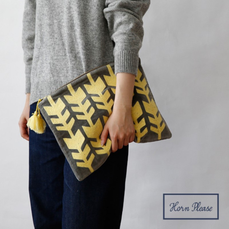 SHESAY Flat Pouch Arrow Embroidery