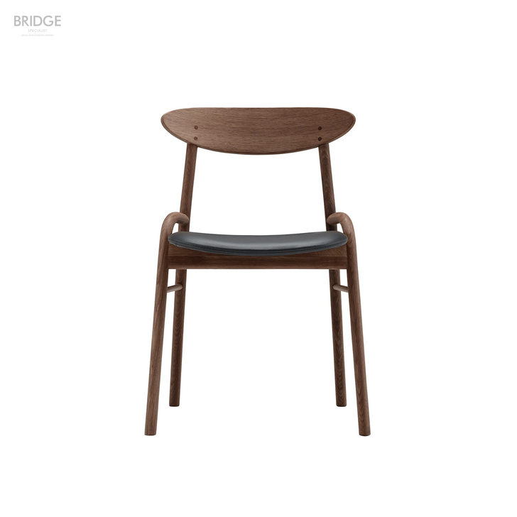BRIDGE SPECIALIST SMALL CHAIR ( Black Leather only )