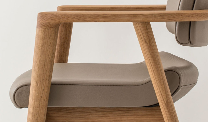 SEOTO-EX Armchair (Upholstered Seat)