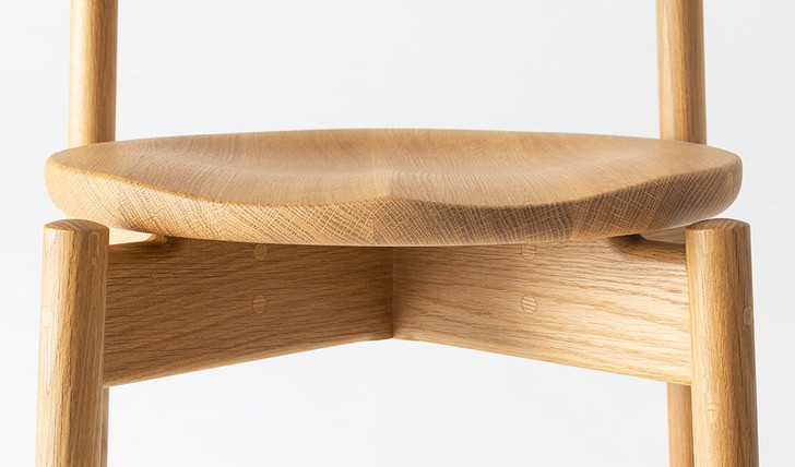 Tsubura Semi-Armchair (Wooden Seat)