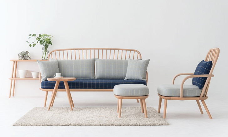 AWASE Chair