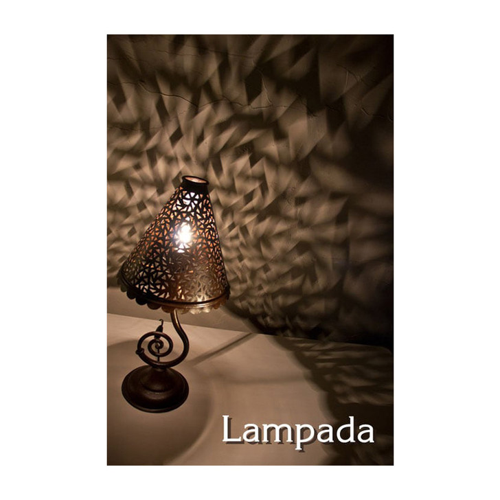 LAMPADA Madagascar Iron Stand Light XMRS08