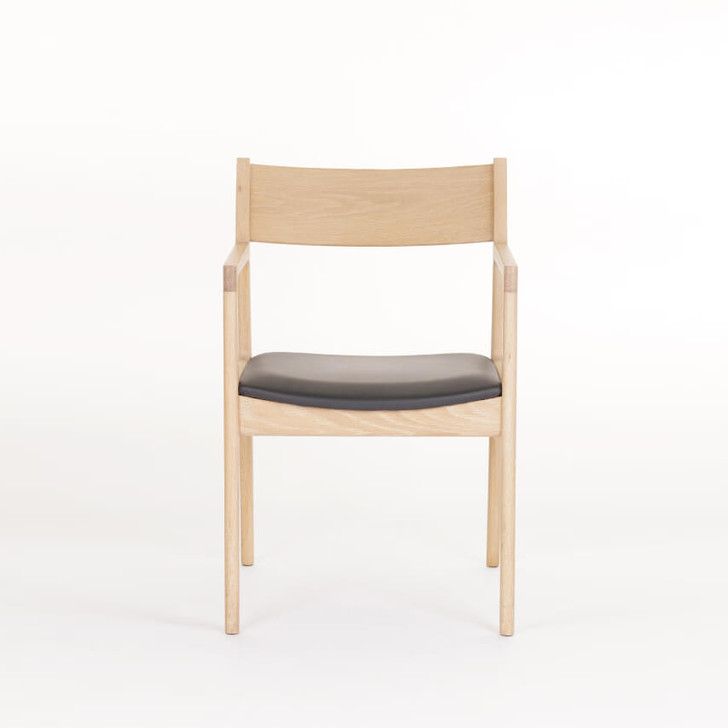 CH105 Resta Chair 01