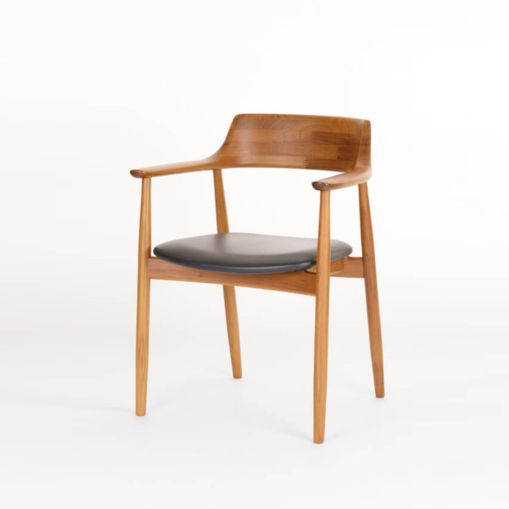 CH101 Scoop chair