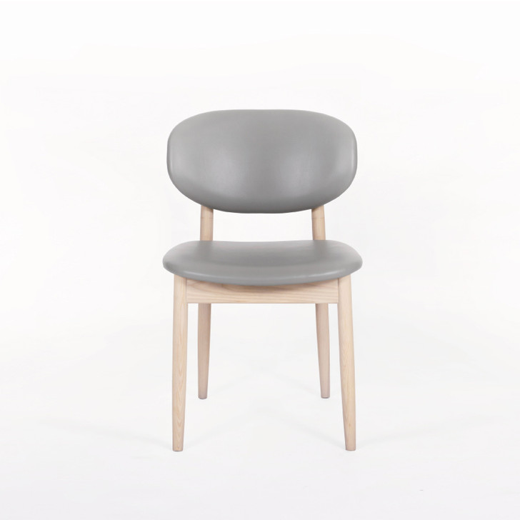 CH121 ATLAS CHAIR 01