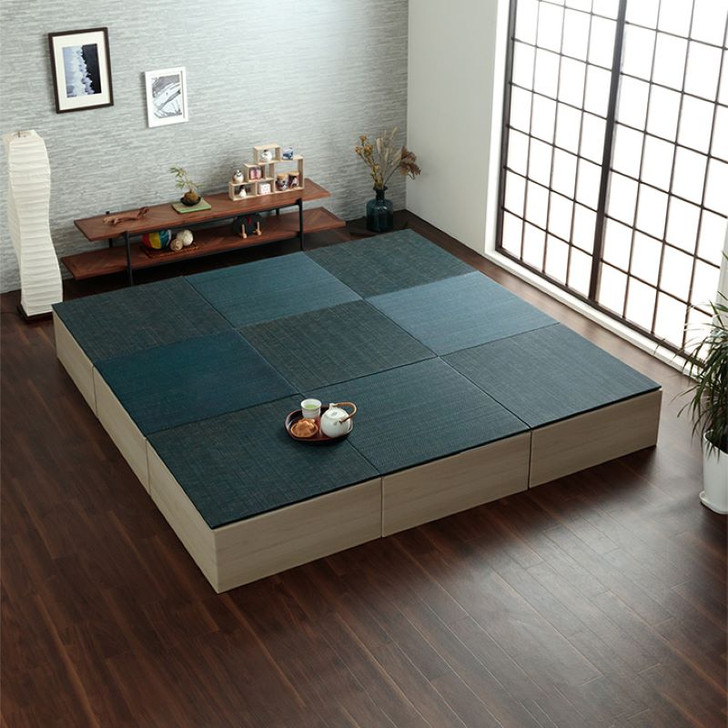 IKEHIKO Small Tatami Mat with Cardboard Stand Set