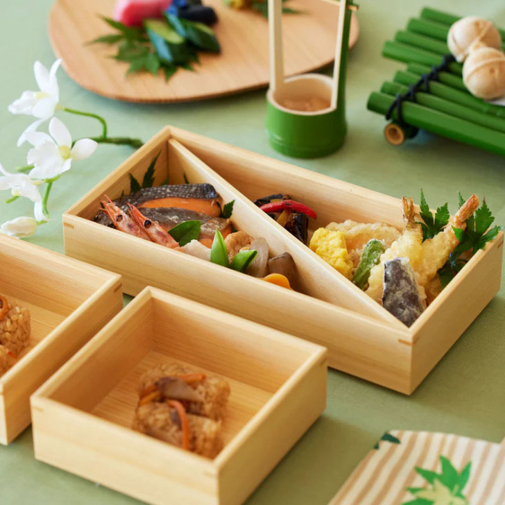 YOUBI Kiso cypress two-tier bento