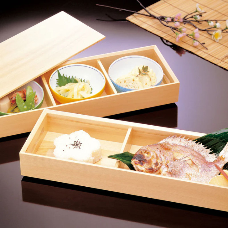 YOUBI Hinoki two-tier bento