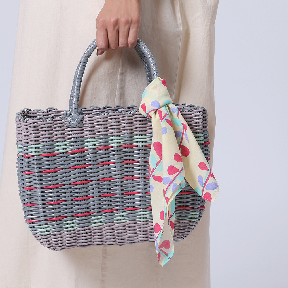 305058-02.jpg 305058-02.jpg