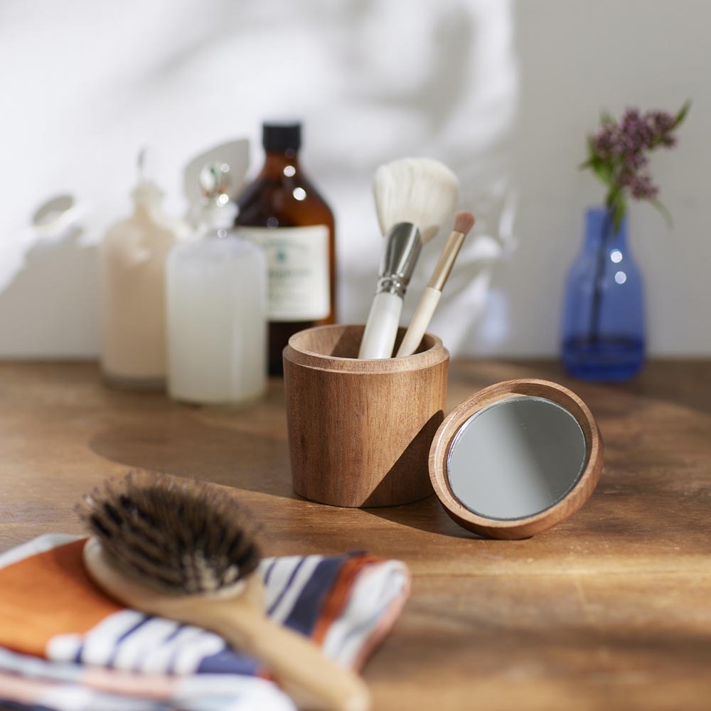 305074-02.jpg 305074-02.jpg