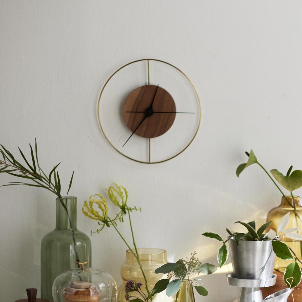 305085-02.jpg 305085-02.jpg