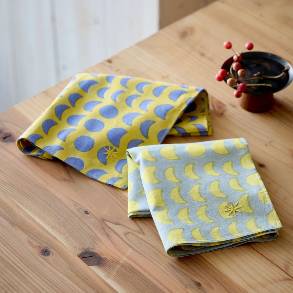 305107-100.jpg 305107-100.jpg