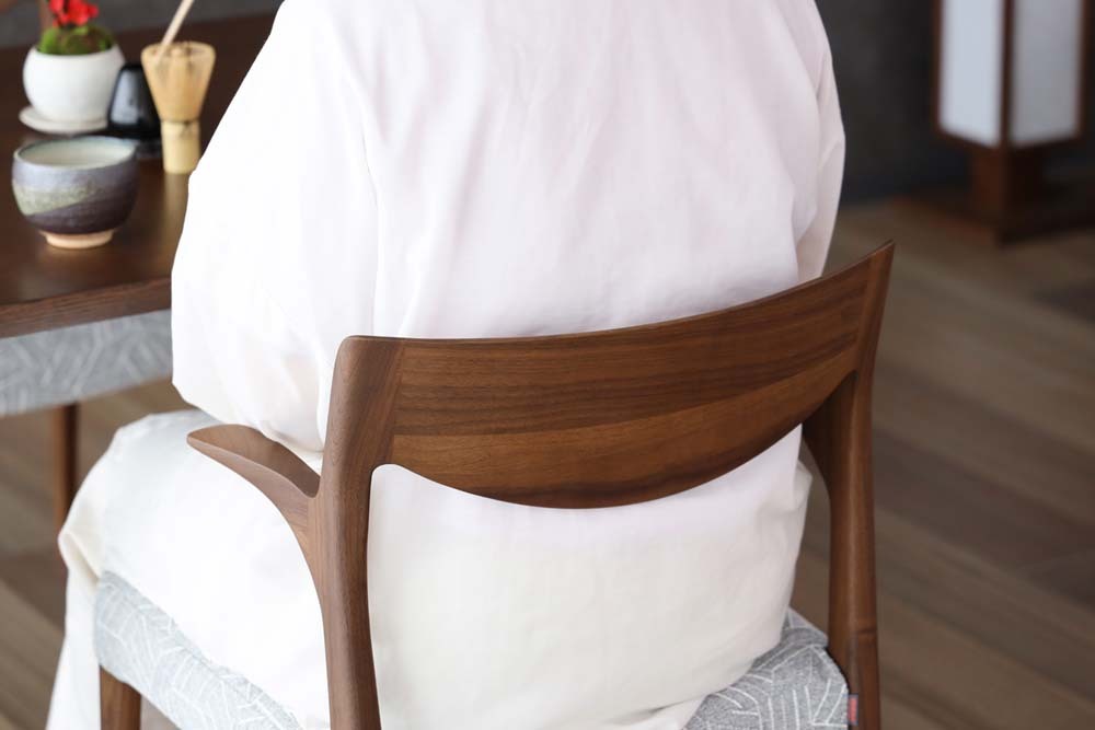 chair-compact-m03.jpg