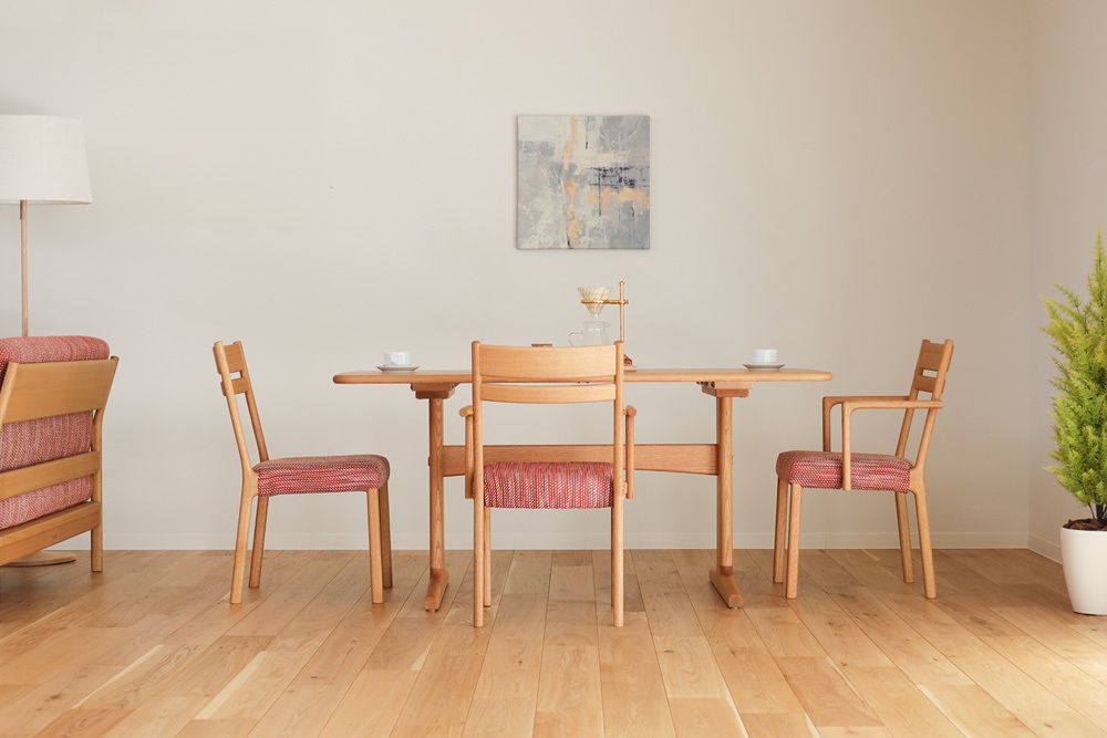 chair-m02.jpg