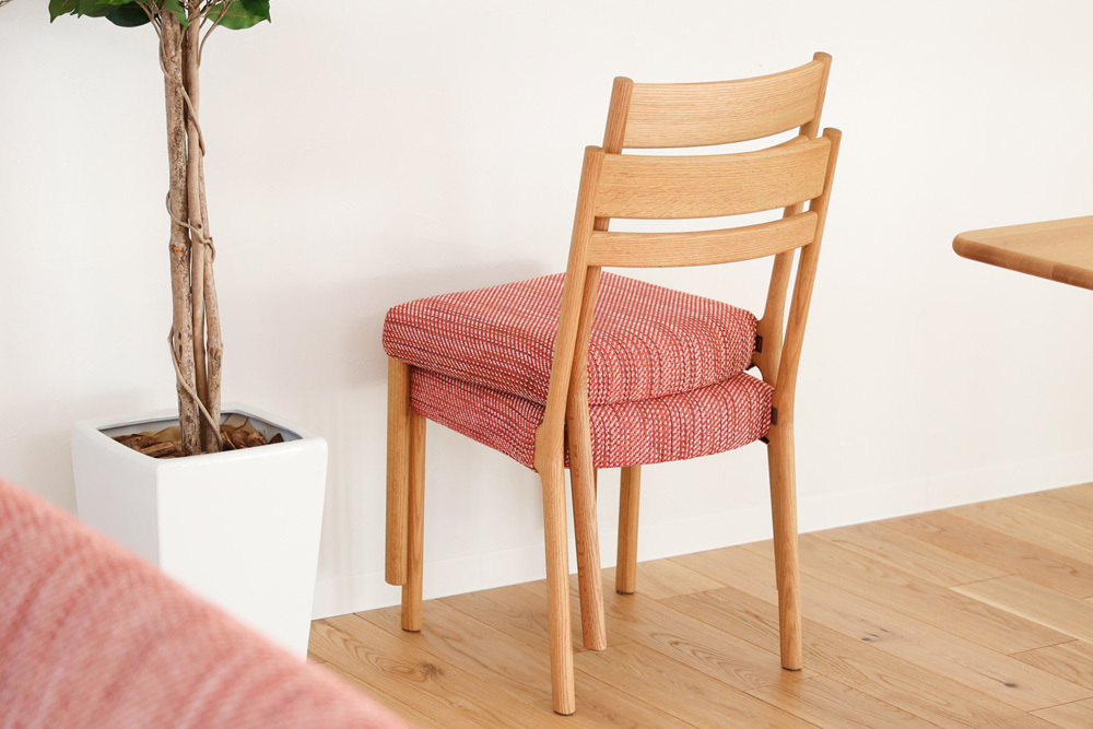 chair-m05.jpg