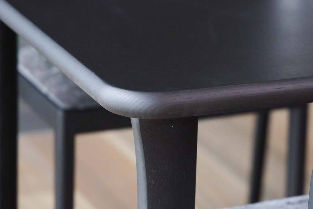 dining-table-4-m05.jpg