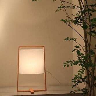 ho-plus-table-stand-natural-03.jpg