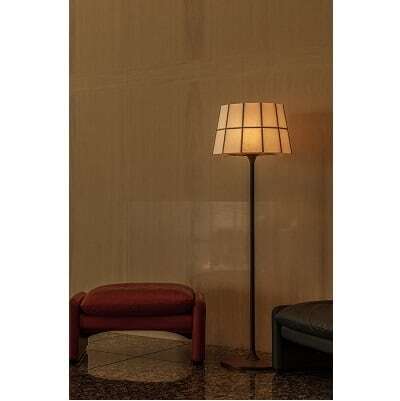 occasional-floor-stand-01.jpg