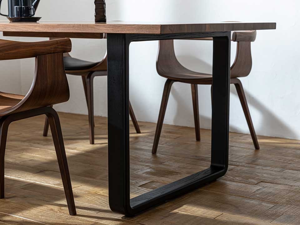 r-bespoke-04-1-1666590101282.jpg