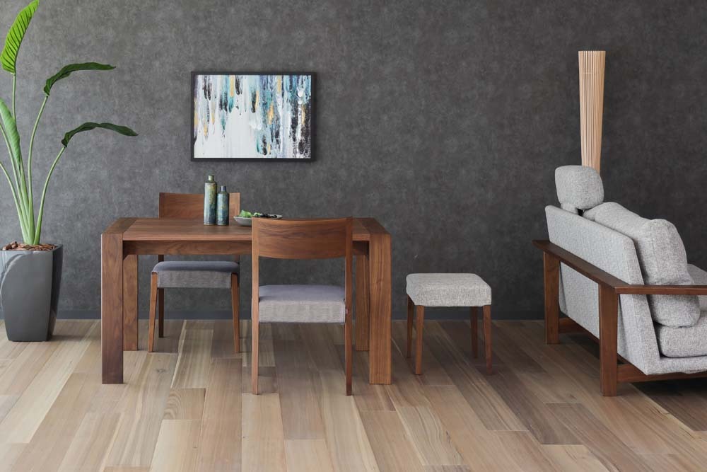 table-shincyo-m01.jpg