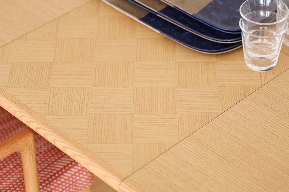 tsuki-diningtable-m03.jpg