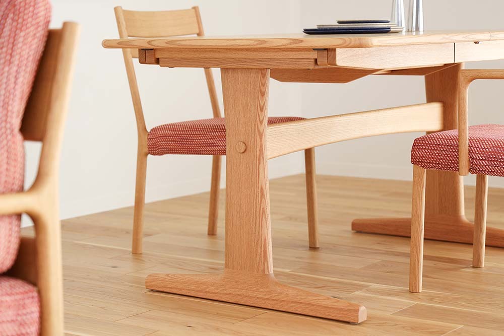 tsuki-diningtable-m05.jpg