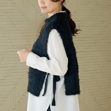 SHESAY Tweed-like Ribbon Yarn Knit Vest (108413)