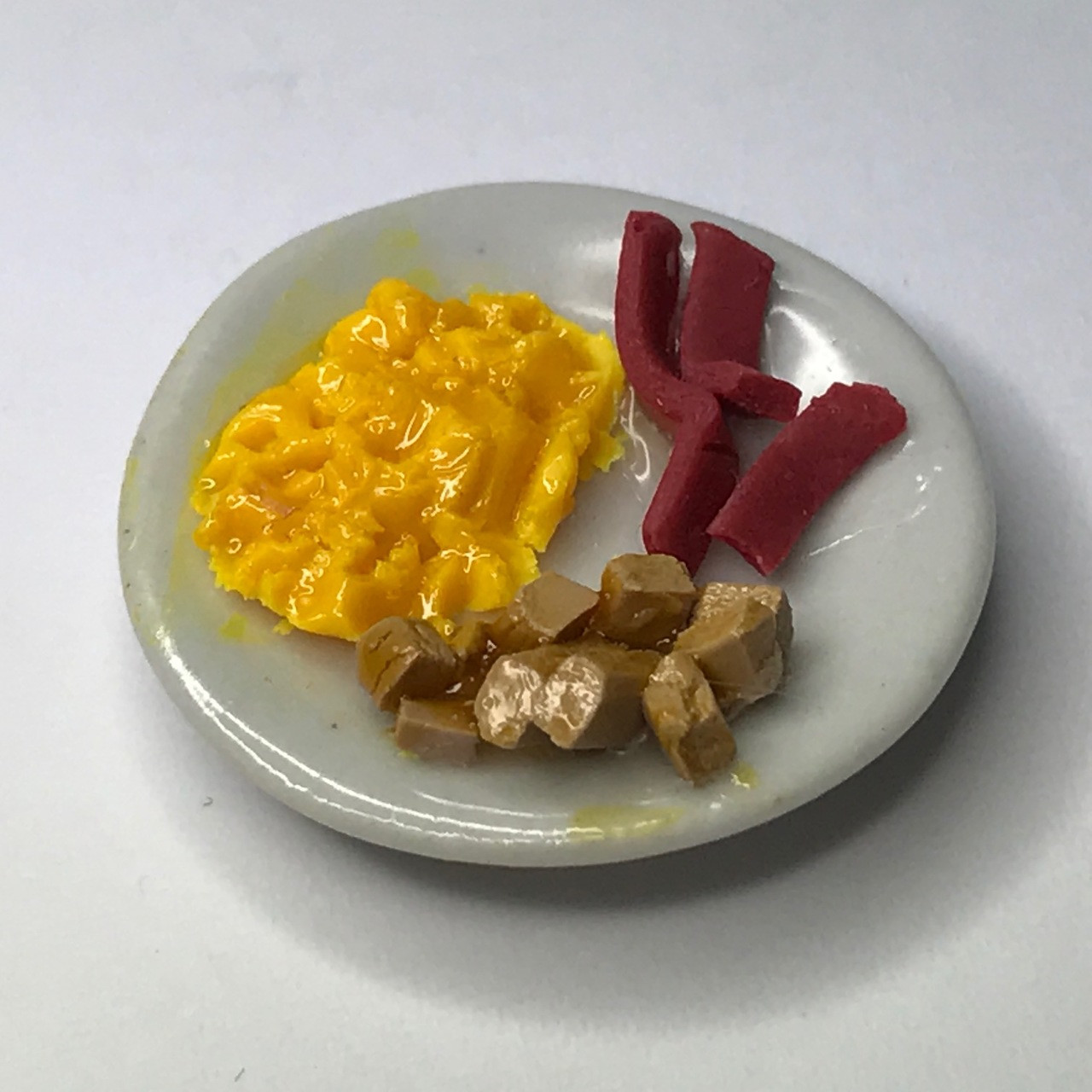 Scrambled eggs breakfast plate