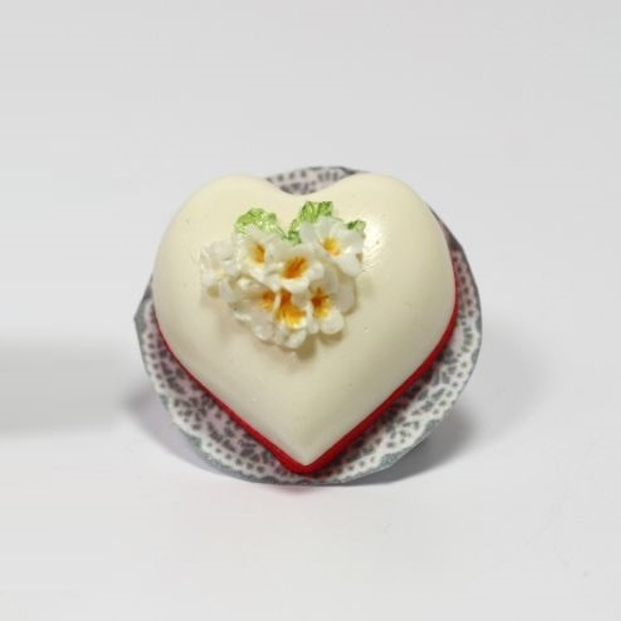 Heart Shaped Cake (A3679)