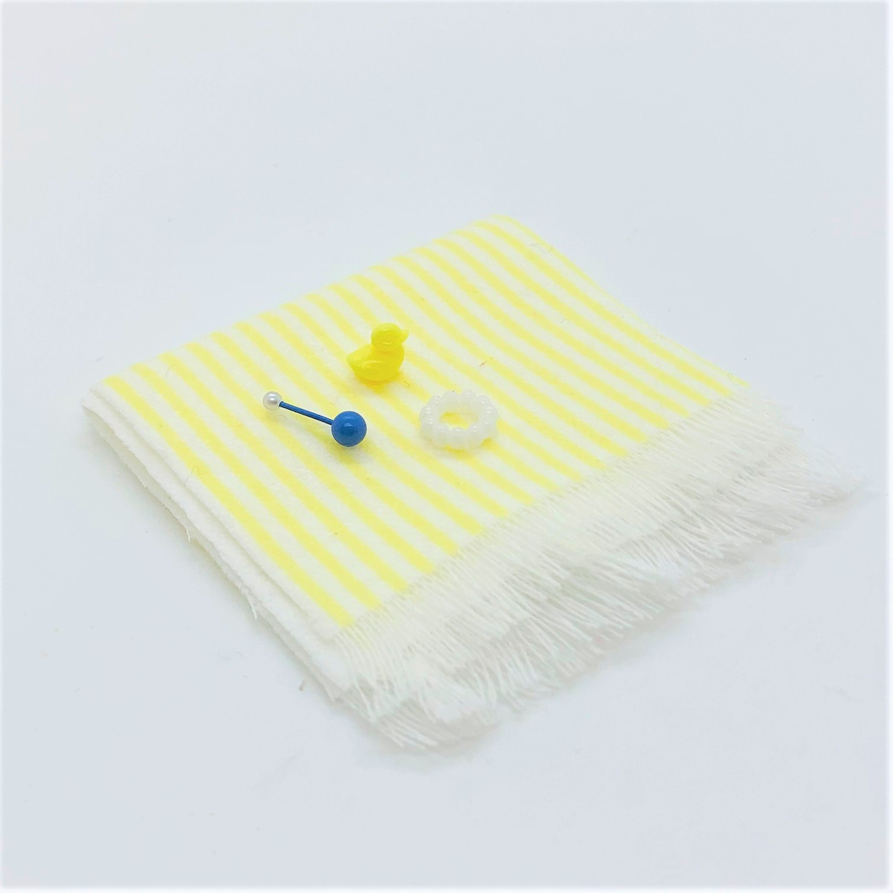 Baby Blanket Set, Yellow (SMSCH602Y) Dollhouse Miniature