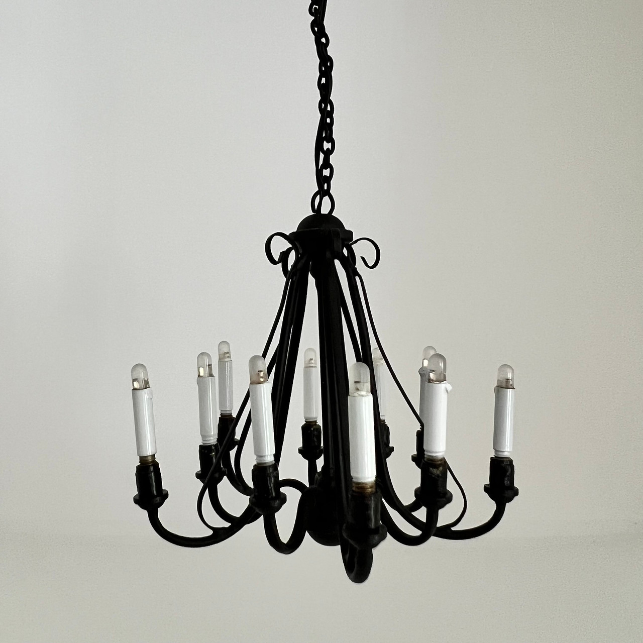  Ten-Arm Chandelier w/Flickering Candles (MH1050F) unlit