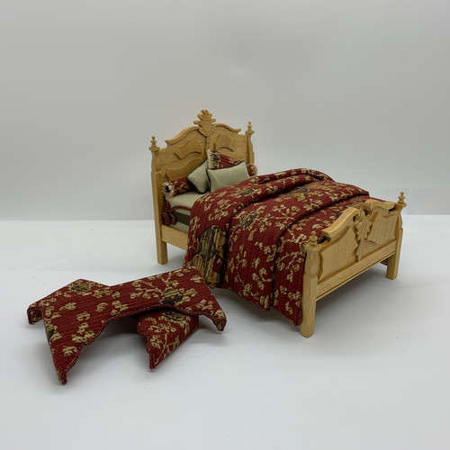 Dollhouse Miniature Elephant Dressed Double Bed (PRP5); complete set