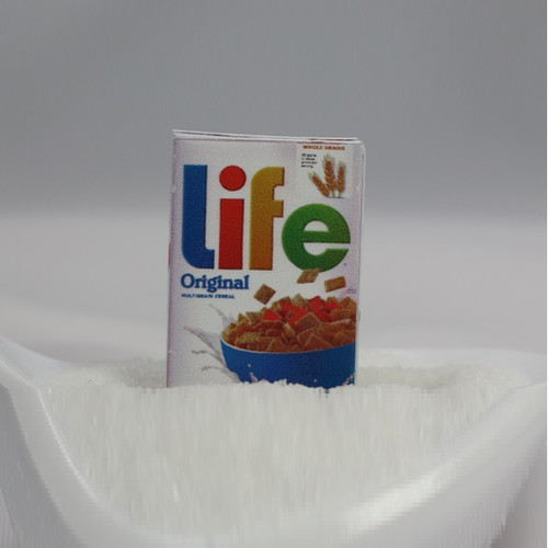 Dollhouse MIniature Life Cereal Box (CIMIG079)