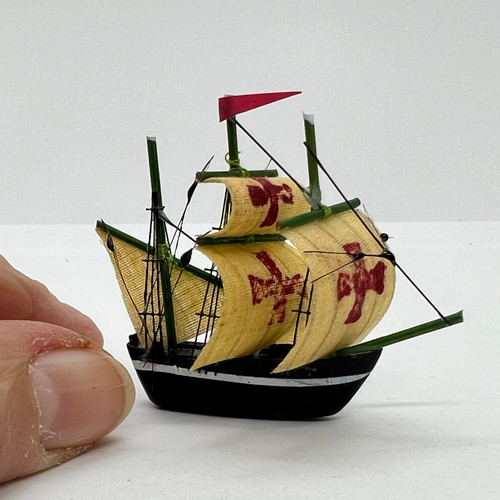 Small Spanish Galleon (RA0308)