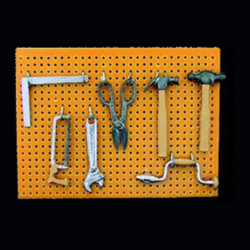 Peg Board w/Tools (IC4102)