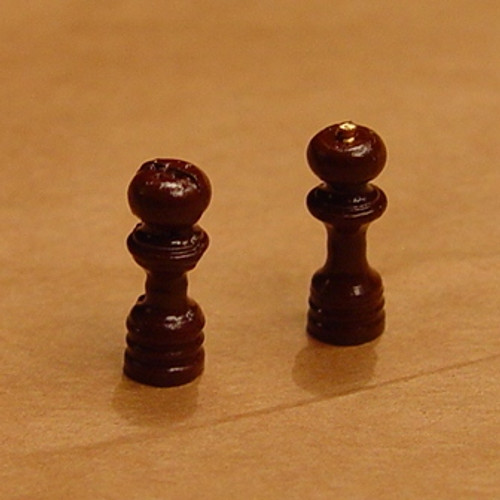 Dollhouse Miniature Salt & Pepper Set (IC0388)