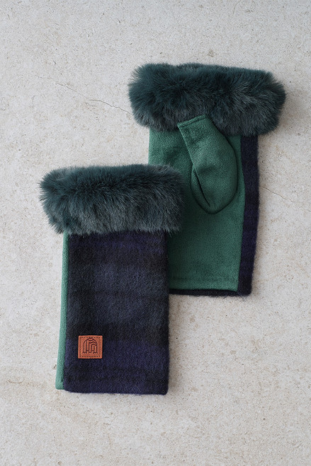 Lambswool Fingerless Mittens in Blackwatch Lambswool Fingerless Mittens in Blackwatch