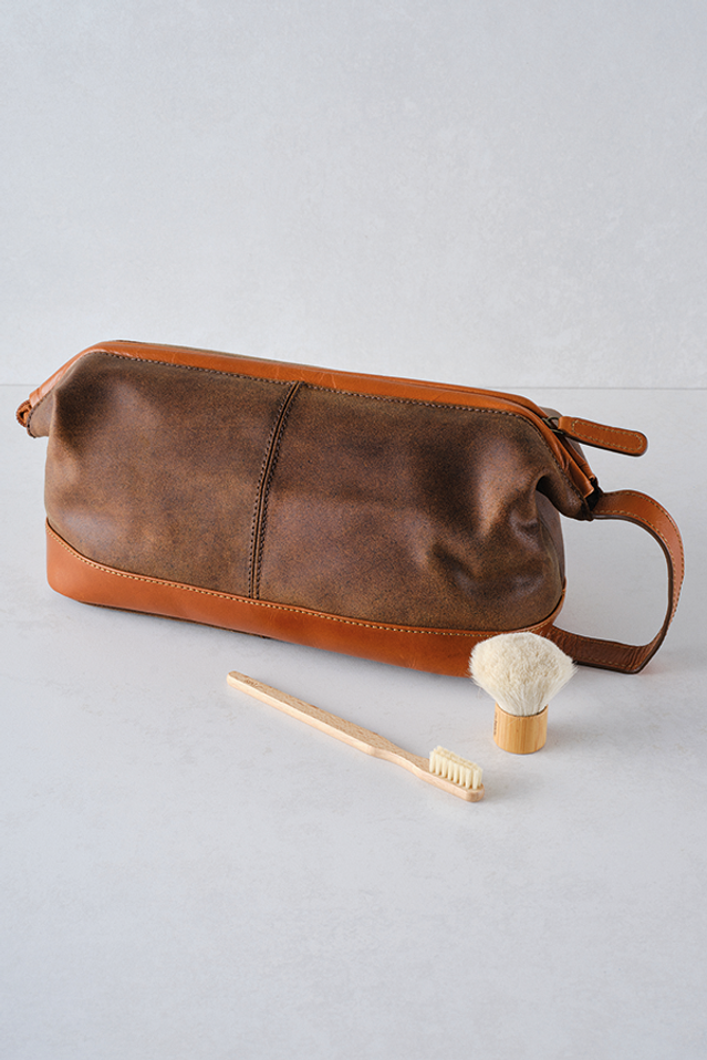 Suede Frogmouth Washbag